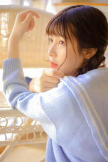 掀美女裙子游戏
